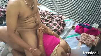 Hindi sucking aunty