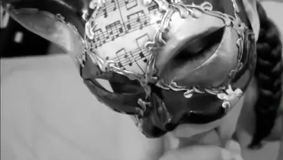 Pov masked blowjob and facial