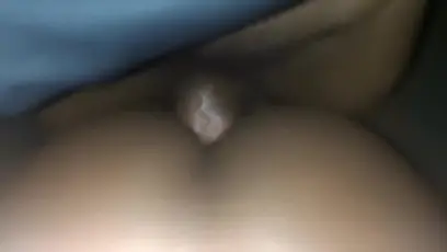 Ebony backshots in public