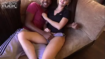 Black girl catches boyfriend with white girl