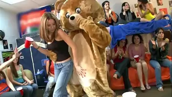 Dancing bear disco