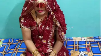 Sexy bhabhi removing saree hd video